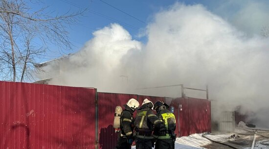 Огнеборцы ликвидировали пожар в жилом доме  в Хабаровске