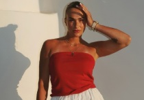 Арина Соболенко признана лучшей теннисисткой мира по версии WTA второй год подряд. В 2025 году она сохранила первую строчку рейтинга, выиграла US Open, дошла до финалов Australian Open и Roland Garros, полуфинала Уимблдона, всего одержала 63 победы и завоевала 4 титула. Её призовые составили рекордные 15 008 519 долларов. Аманда Анисимова — «Наибольший прогресс», Катерина Синякова и Тейлор Таунсенд — лучшая пара года.