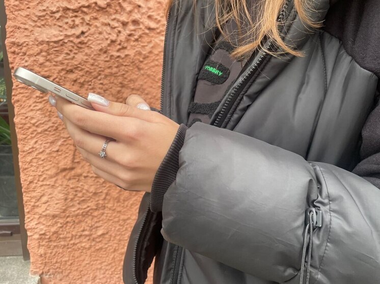 В нескольких районах Петербурга снова пропал мобильный интернет