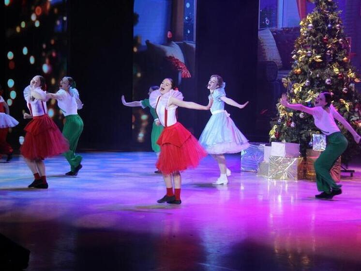 3000 юных жителей Владимирской области приглашены на Губернаторские ёлки