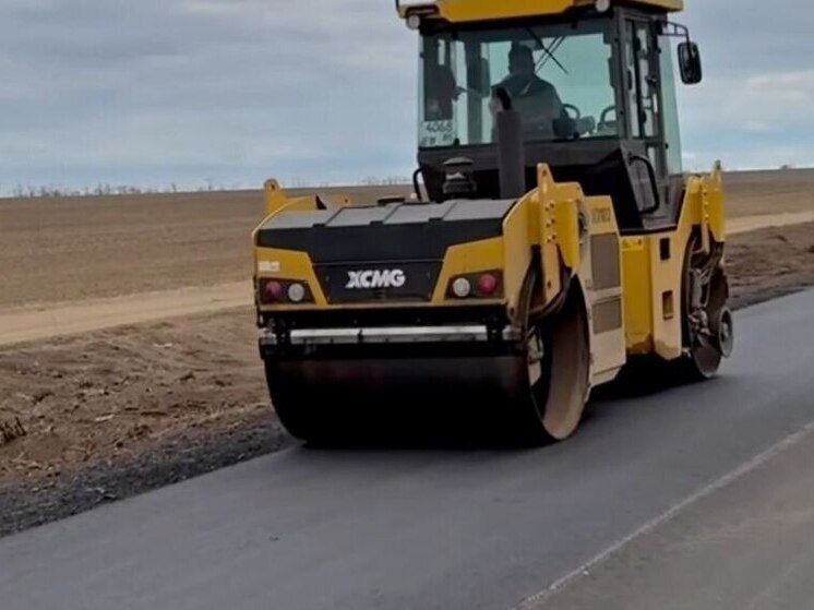 В Приазовском районе отремонтирован 20-километровый участок дороги