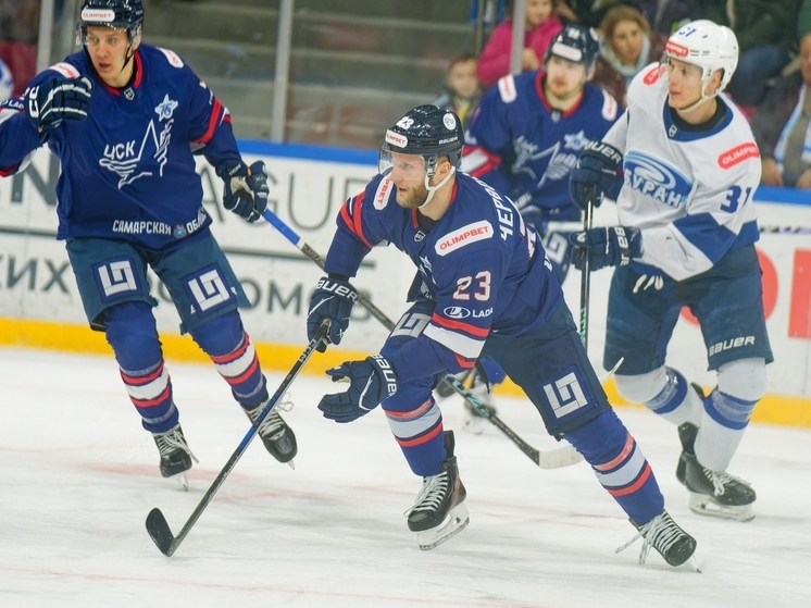 Самарский ХК ЦСК ВВС завершит выездную серию встречей с «Бураном» в Воронеже