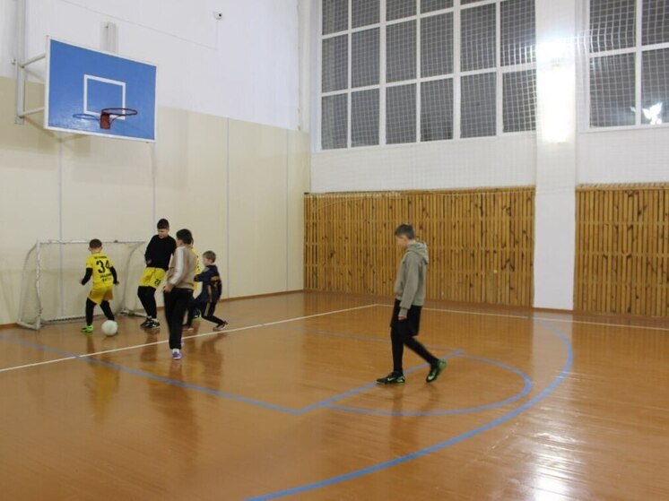 В Шемурше завершили капитальный ремонт спортзала в районном Доме культуры