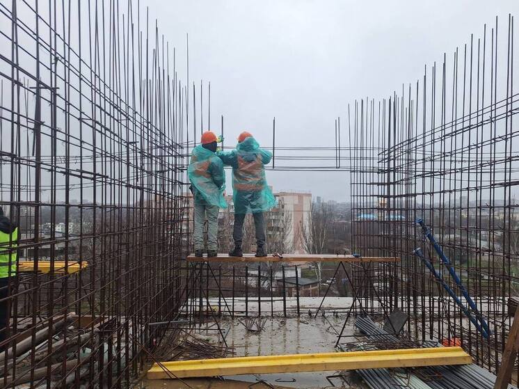 Строители Чувашии восстанавливают жилые дома в Мариуполе