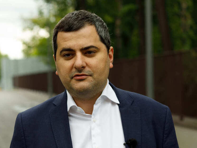 Овчинский: зимняя градостроительная инсталляция установлена на центральном рынке