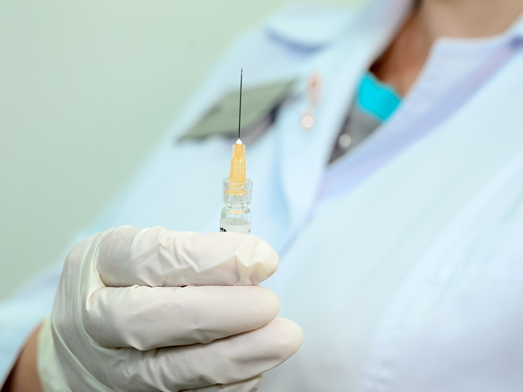 Спасительный укол: нужно ли южноуральцам вакцинироваться от ковида