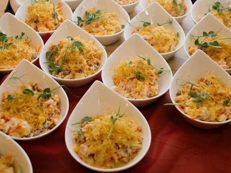 Пензенцам рассказали, чем заменить майонез в новогодних салатах