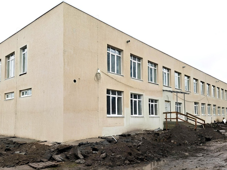 В Орджоникидзевском районе Мариуполя строители завершили ключевой этап восстановления здания Детской школы искусств №3