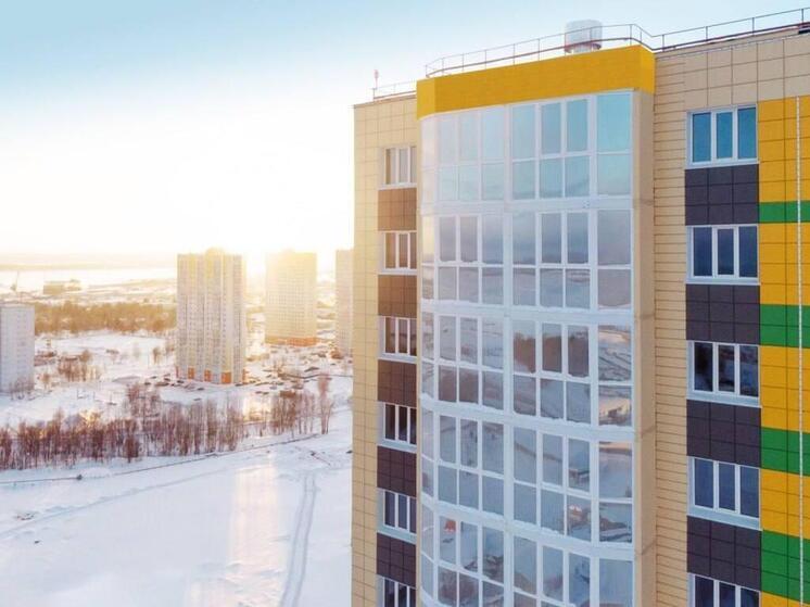 В Югре 30 детей‑сирот получили квартиры в Сургуте