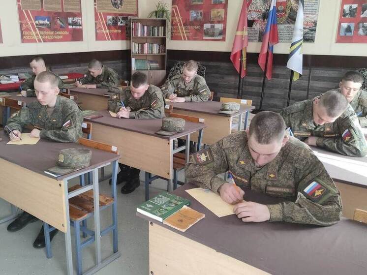 Тульские НКО получат 200 млн руб за привлечение кандидатов на службу в армии