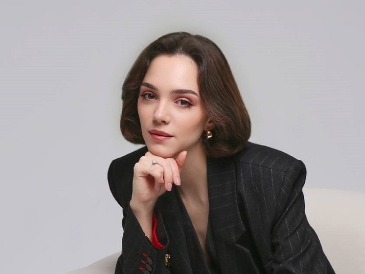 Популярная российская фигуристка Евгения Медведева рассказала, что побудило ее обратиться к пластическим хирургам. Некоторое время назад спортсменка исправила нос.