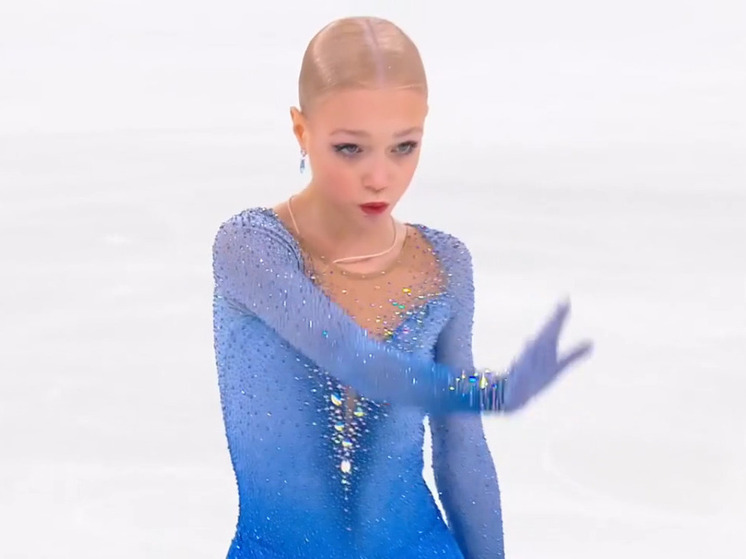 Рудковская выселяет из академии Плющенко родителей воронежской фигуритски