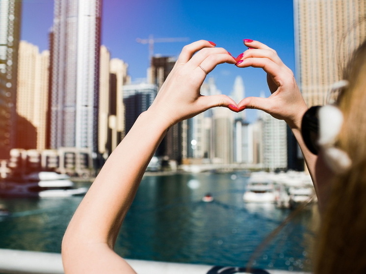 В Дубае перед началом сезона напомнили туристам о правилах поведения