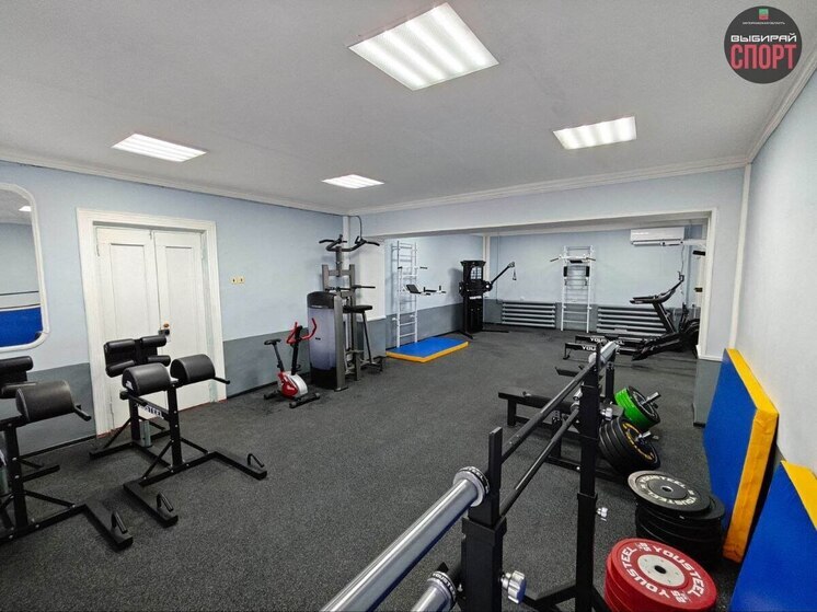 Новый тренажерный зал открыл двери для юных спортсменов в Бердянске