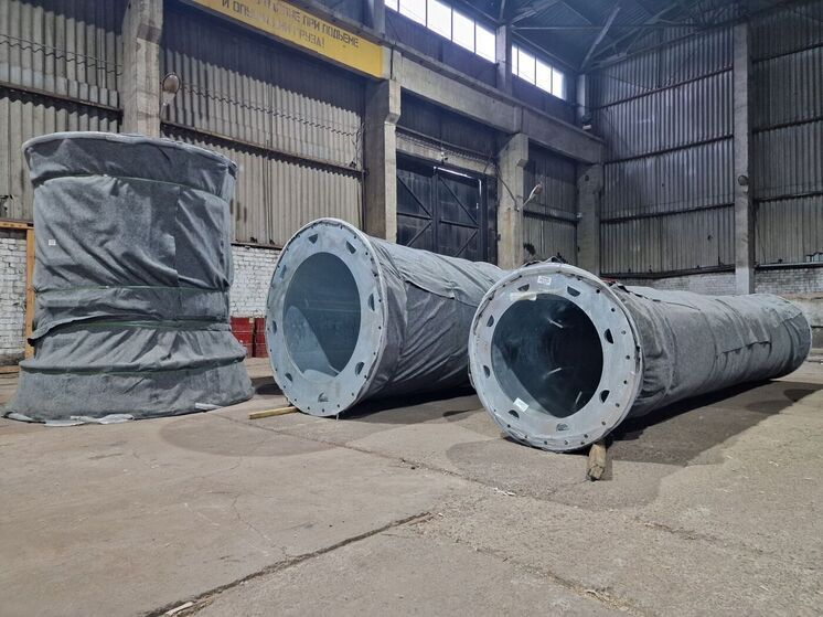 В Нижний привезли опоры для канатной дороги через Оку