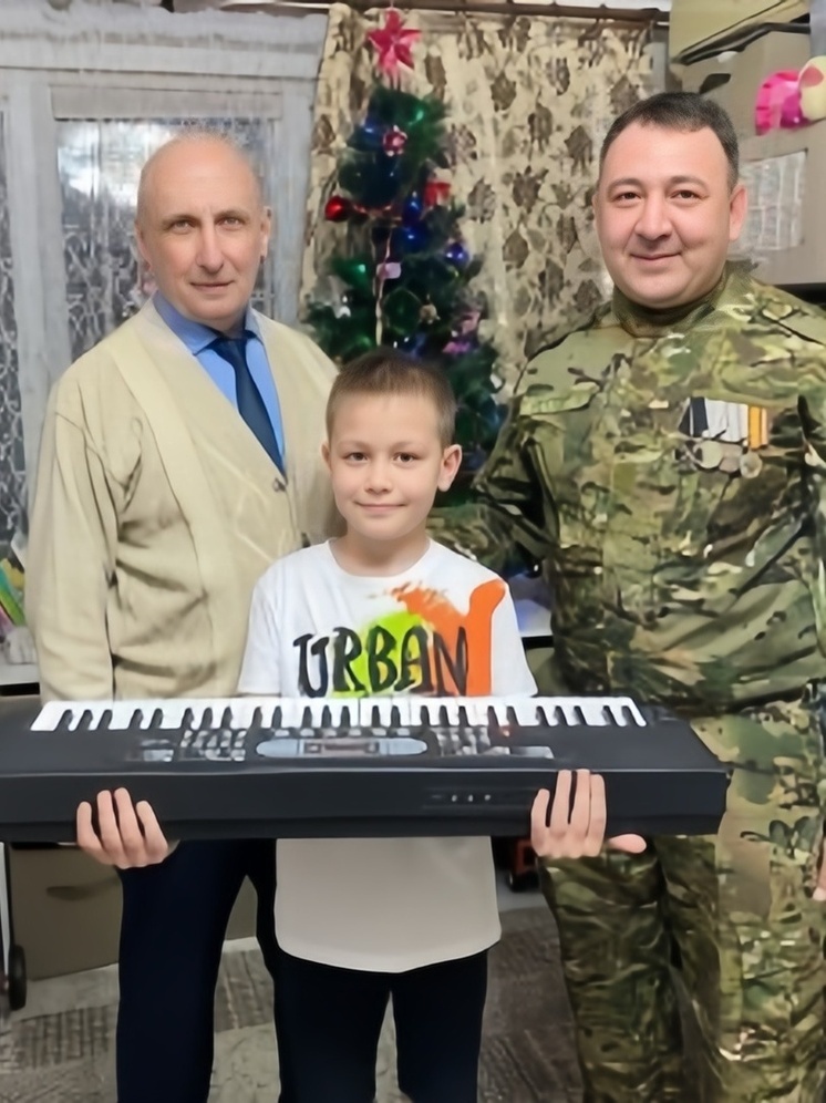 Сотрудники Россельхознадзора исполнили новогоднюю мечту мальчика из Пензы