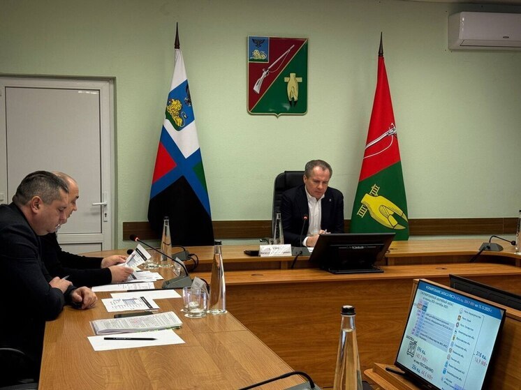 Губернатор Гладков провел совещание по защите генераторов