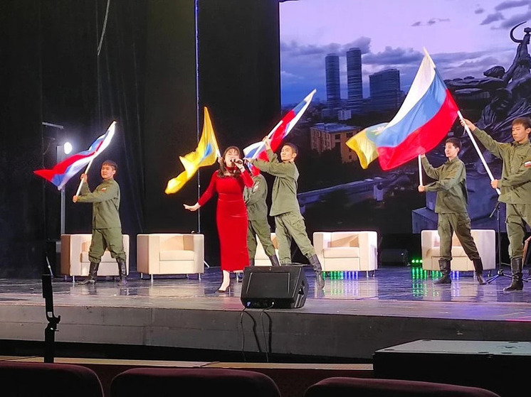 На сцене Калмыцкой филармонии ожили истории героев СВО