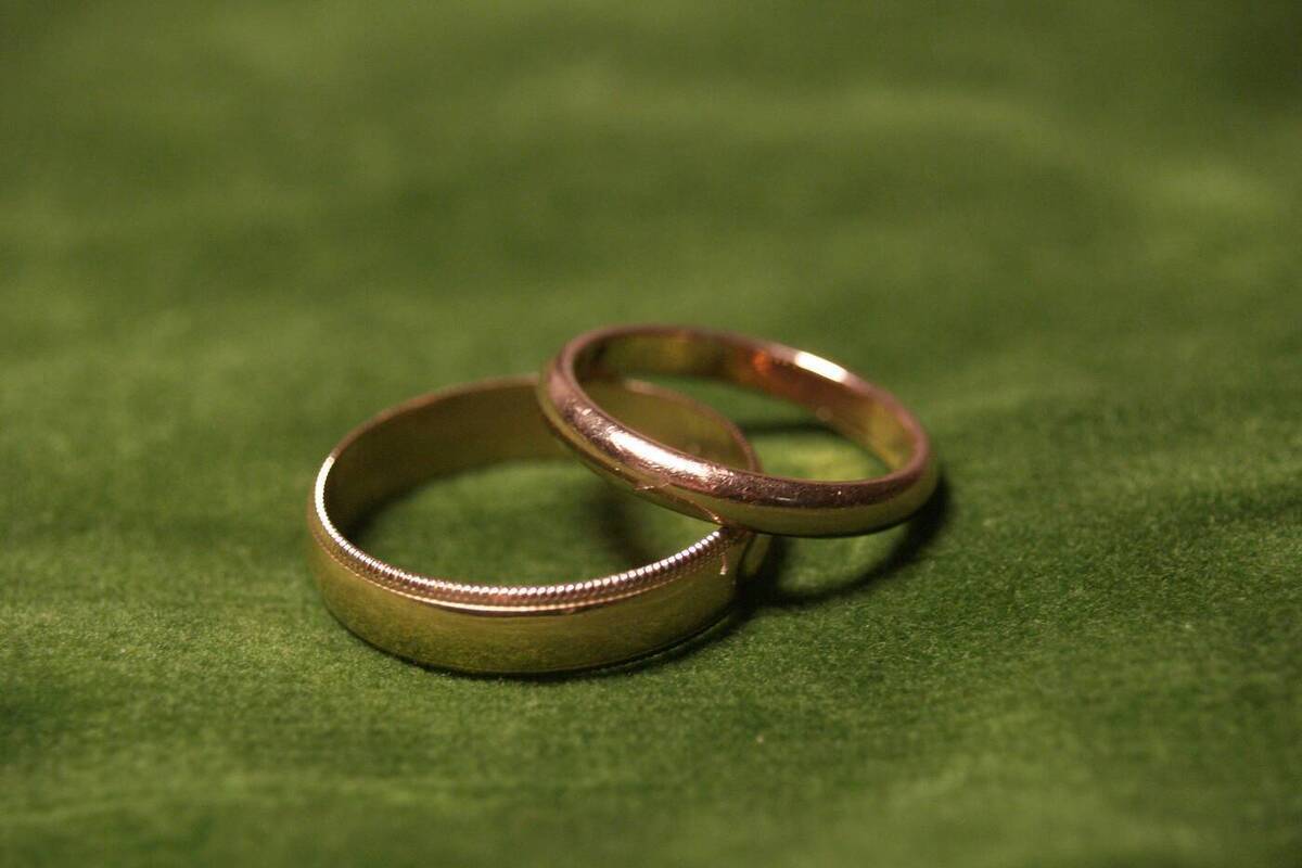 Миллиардер дал объявление в социальных сетях о поиске невесты