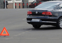 Инспектор ДПС решил не портить статистику происшествий и отказался от оформления ДТП с пострадавшим: чем это чревато? Водитель согласился пройти медицинское освидетельствование, но отказался подтвердить свое согласие в протоколе: можно ли его привлечь к ответственности? В ГАИ подано заявление о сохранении регистрационных знаков от старого автомобиля для их установки на новый: потребуется ли диагностическая карта? Водитель по ошибке не воспользовался скидкой на штраф и оплатил в полном размере: м