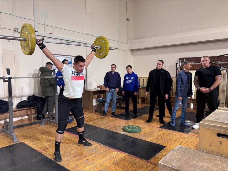 В Чебоксарах открылся обновленный зал легендарной спортшколы