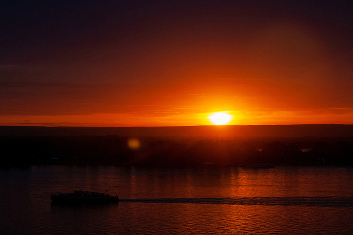 Магнитная буря может обрушиться вне графика