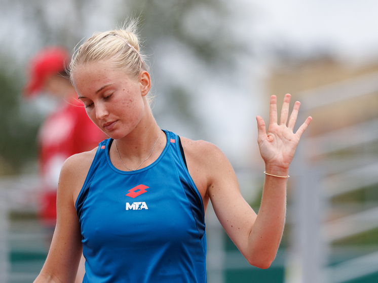 Кафельников пояснил, что россиянка Кудерметова играет за Узбекистан из-за бойфренда