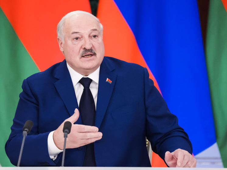 Лукашенко: конфликт на Украине продолжится, пока Зеленского не вынудят пойти на мир