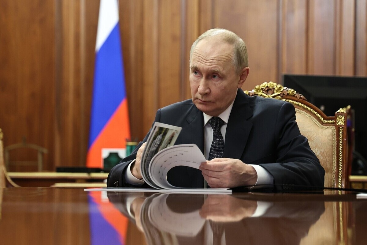 Появился список запрещённых предметов для прямой линии с Путиным