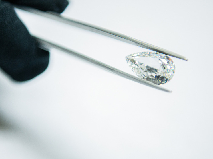 АЛРОСА: мировых запасов алмазов хватит на 20 лет