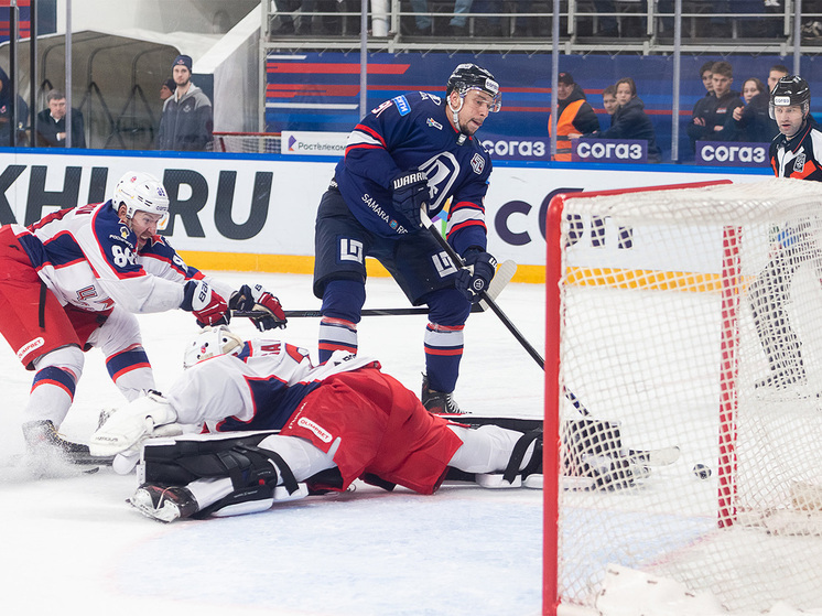 ХК «Лада» потерпел поражение от ЦСКА в Тольятти со счетом 2:4 вечером 16 декабря