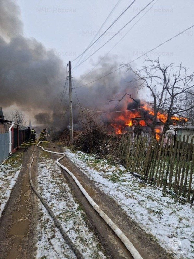 В Щекине ликвидирован пожар в частном доме на улице Проезжая