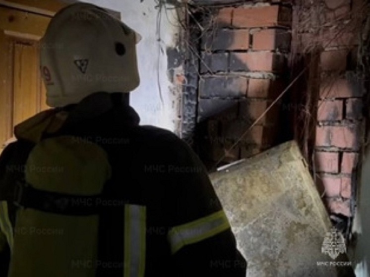 В Екатеринбурге два человека пострадали при пожаре в девятиэтажке