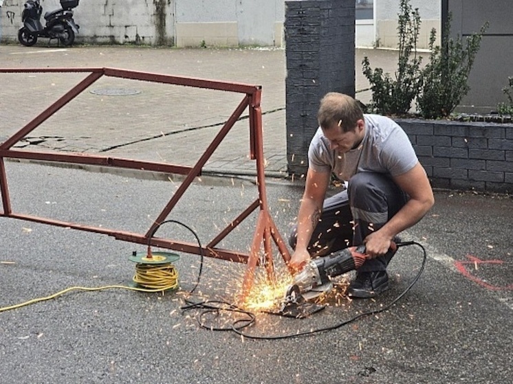 В Сочи демонтировали более 10 незаконных парковочных ограждений