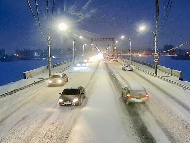За водителями в Архангельске теперь следят еще с трёх мостов