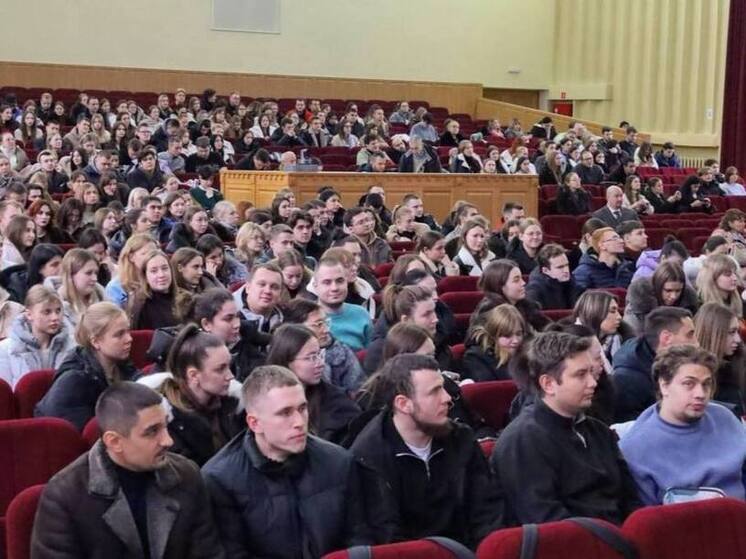 В донецком медуниверситете прошла ярмарка вакансий