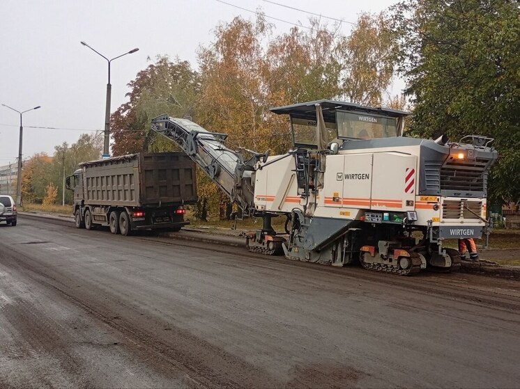В Макеевке продолжаются дорожные работы