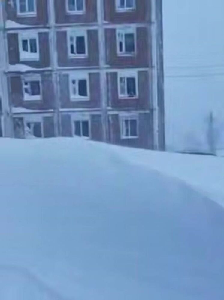 Снежный коллапс в Хабаровском крае, власти ввели режим ЧС