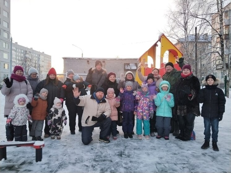 В Соломбале открыли новую детскую площадку