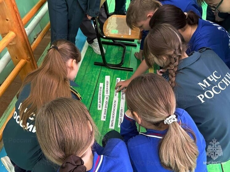 Кадеты из Ефремова показали себя на учениях «Юные помощники МЧС!»