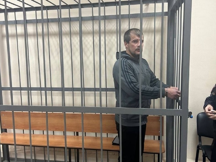 Оставили под стражей таксиста, обвиняемого в стрельбе по жителю Екатеринбурга