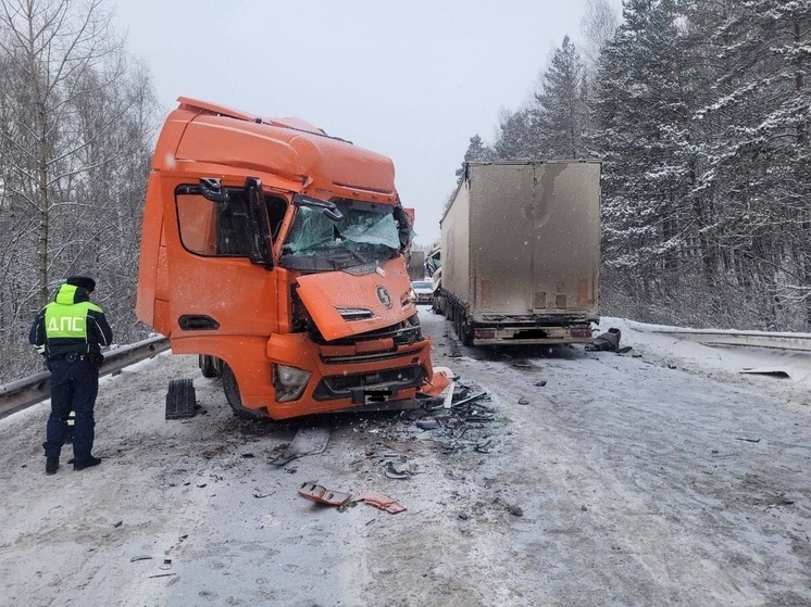 Массовое ДТП перекрыло движение на федеральной трассе под Юрюзанью