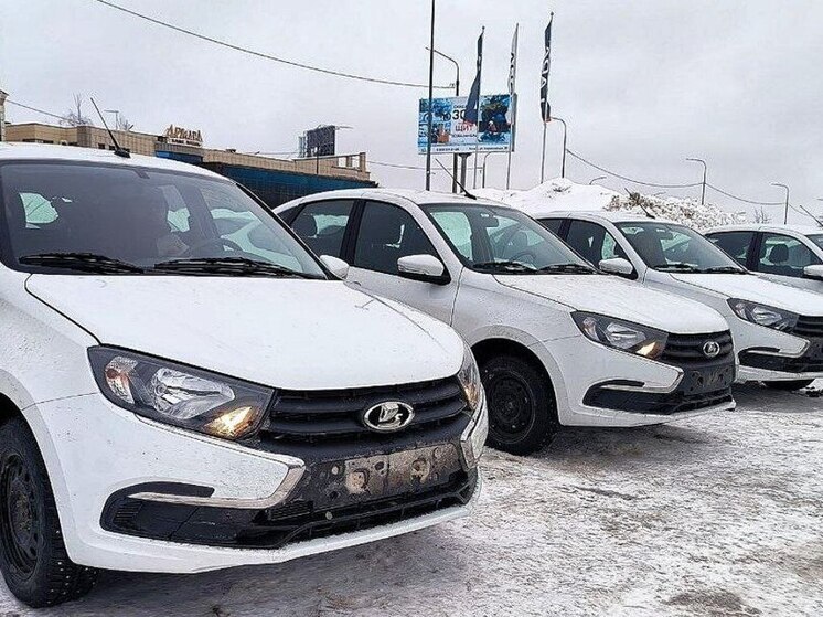 В Рязанской области пострадавшим на производстве вручили новые автомобили