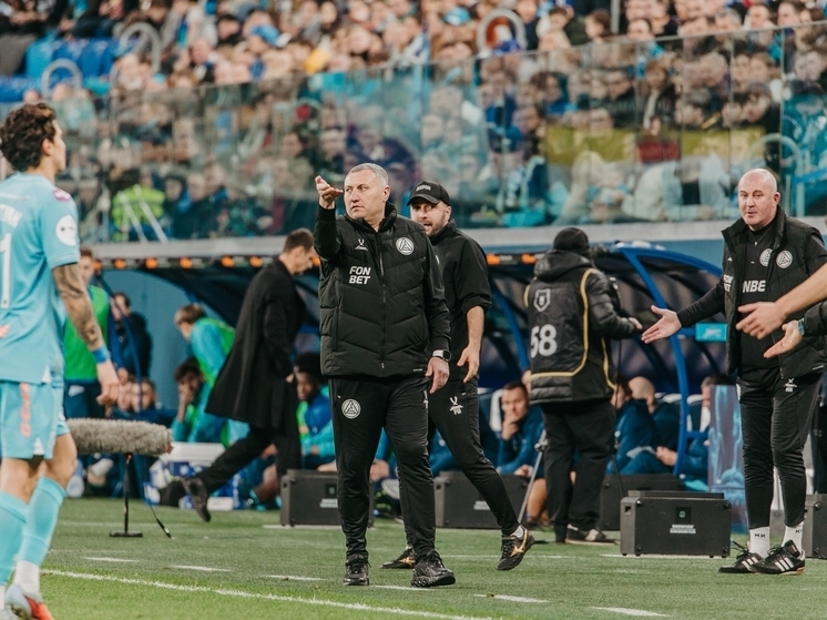 Заур Тедеев претендует на звание лучшего тренера РПЛ в ноябре-декабре