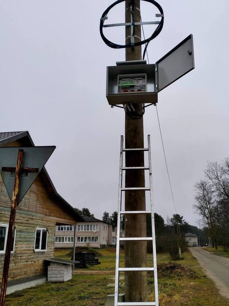 Оптика среди новгородских лесов: «Ростелеком» обеспечил высокоскоростным интернетом жителей поселка Хвойная