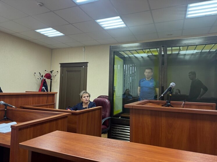 Черняховец распустил руки и обругал сотрудника угрозыска в коридоре