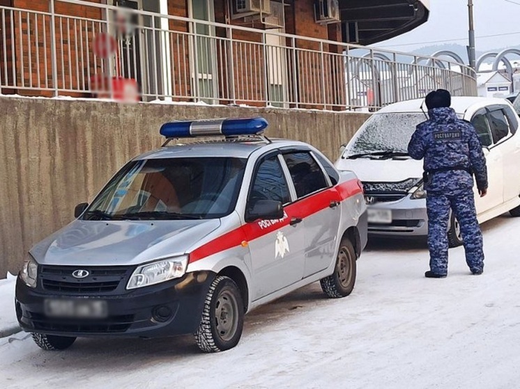 В Бурятии росгвардейцы задержали подозреваемого в краже валенок из банка