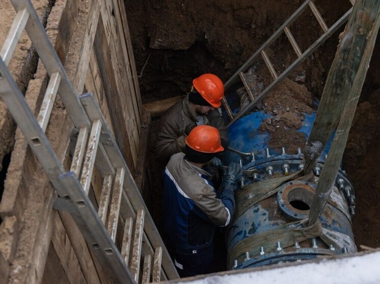 В Петербурге завершили реконструкцию водопровода на Непокоренных
