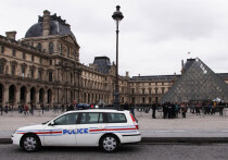 Сотрудники парижского Лувра в среду проголосовали за продолжение забастовки, которая уже и так нарушила работу одного из самых посещаемых музеев мира