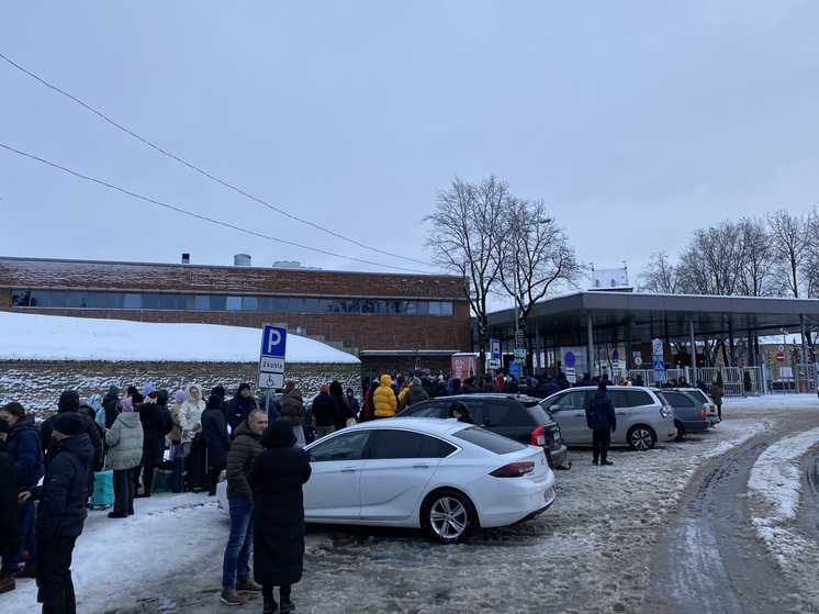 Как работает бизнес на очереди на российско-эстонской границе